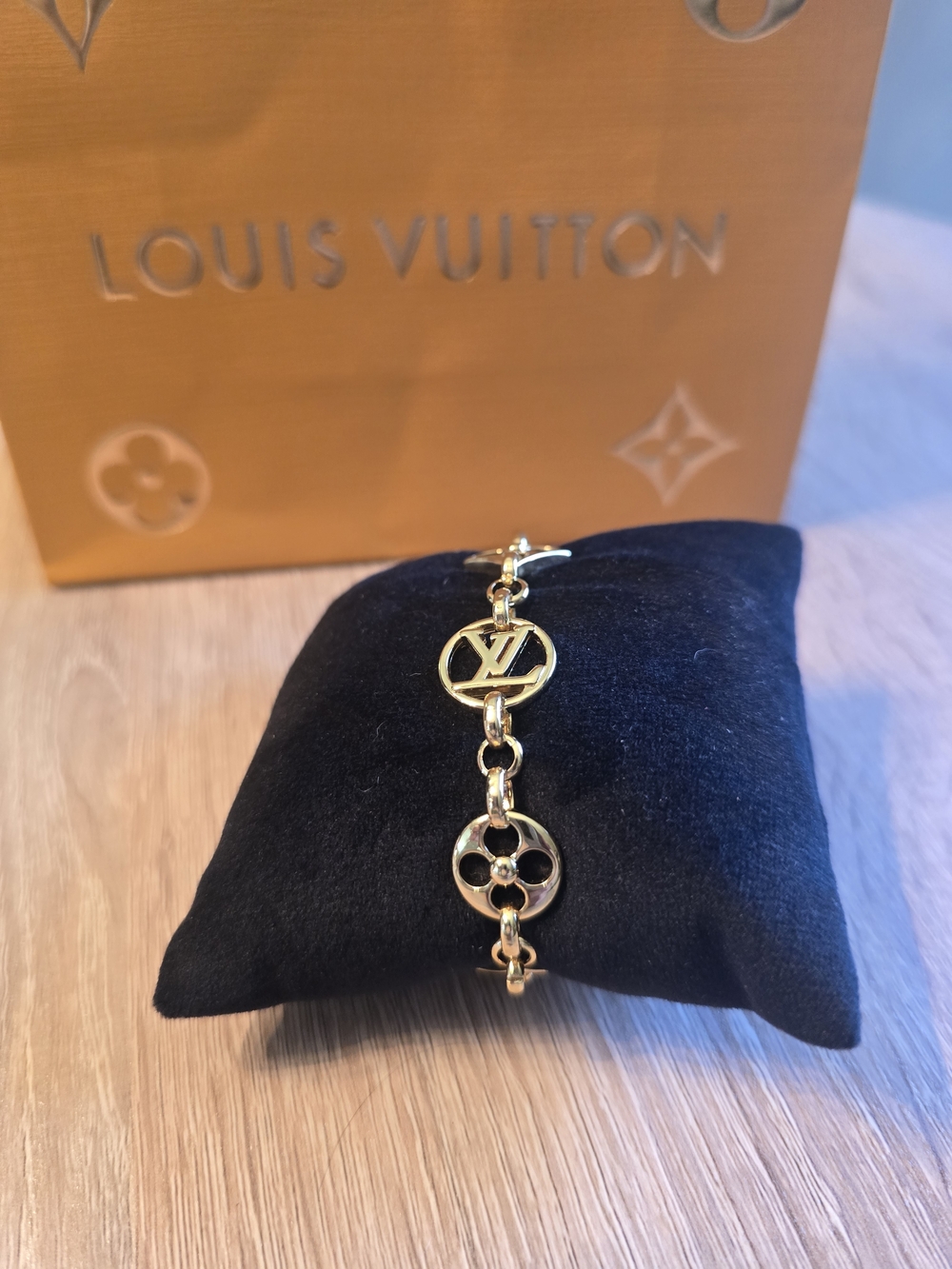 Gold Multi Logo Flora Link Bracelet - Picture 5 of 7